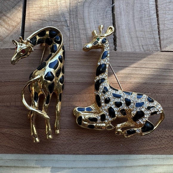 Vintage Pair 2 Giraffe Brooch Pin 2.75 Inch Rhinestones Black Enamel Gold Plated - Picture 10 of 14